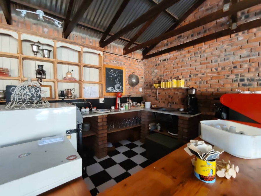 6 Bedroom Property for Sale in Quaggafontein Free State